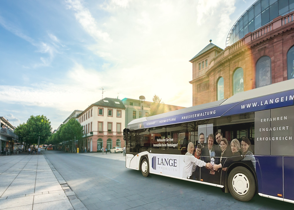 Lange Immobilien Bus